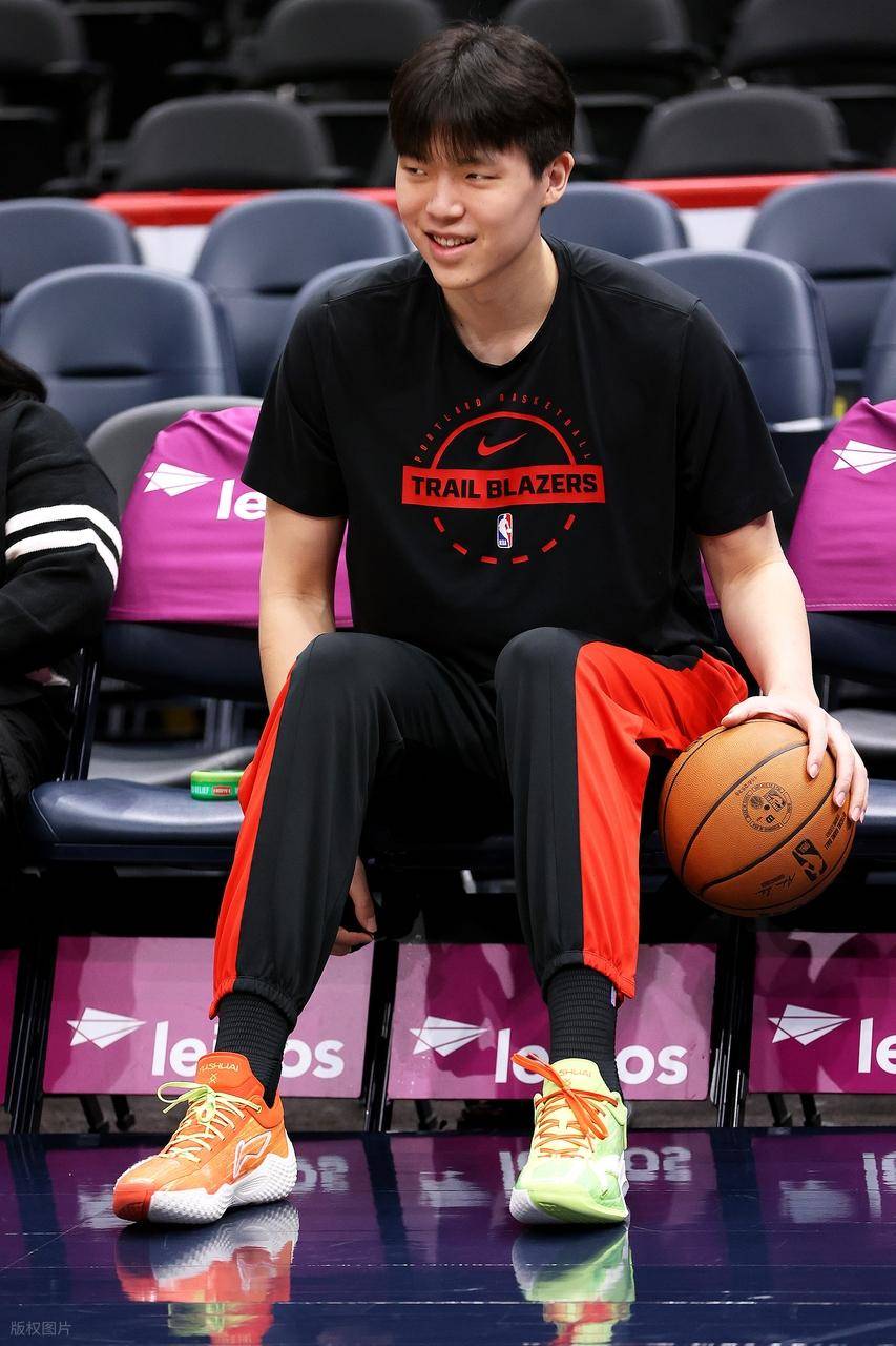 米兰体育中国-关于波尔图遗憾出局备战CBA季后赛辽宁本钢围绕国王杯更衣室发声，现场解说直呼：赛前里昂备战葡超的信息